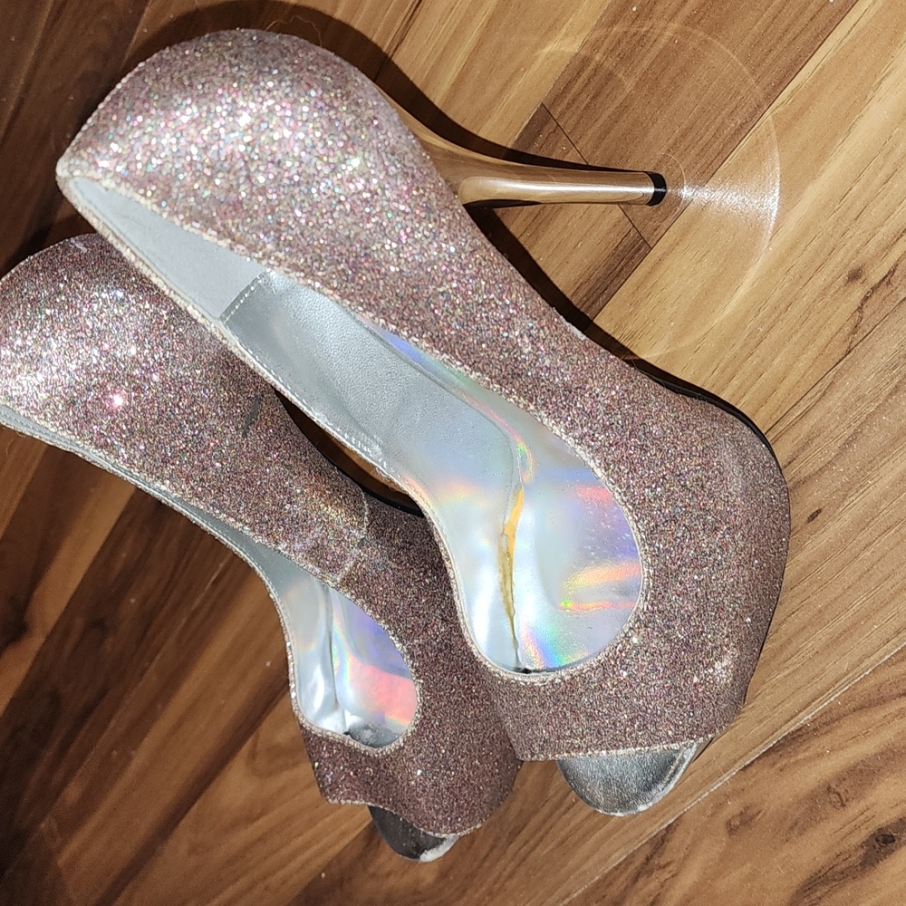 High Heels Size 7.5